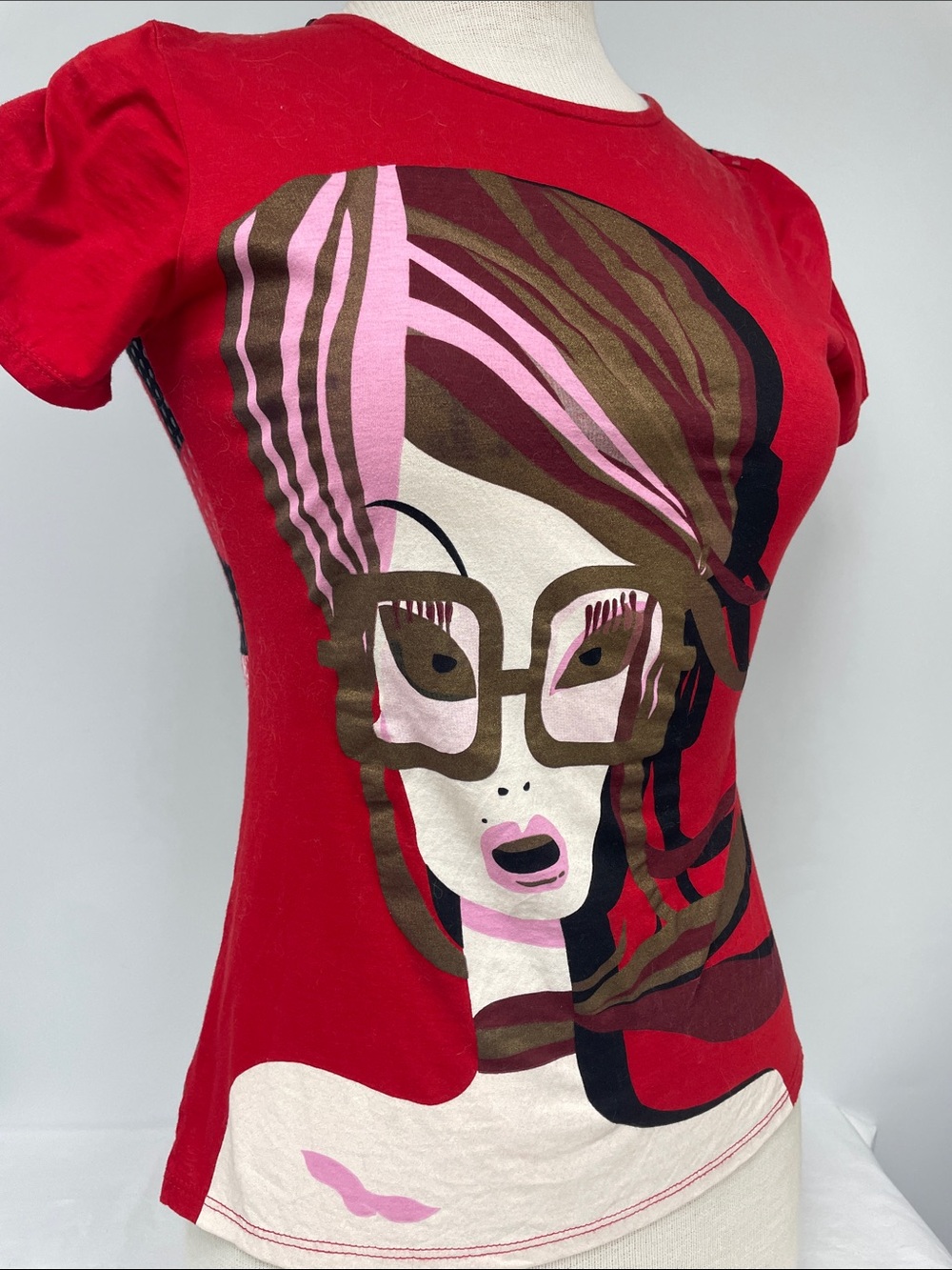 Custo Barcelona Red Graphic Tee with Pink & Brown Artwork